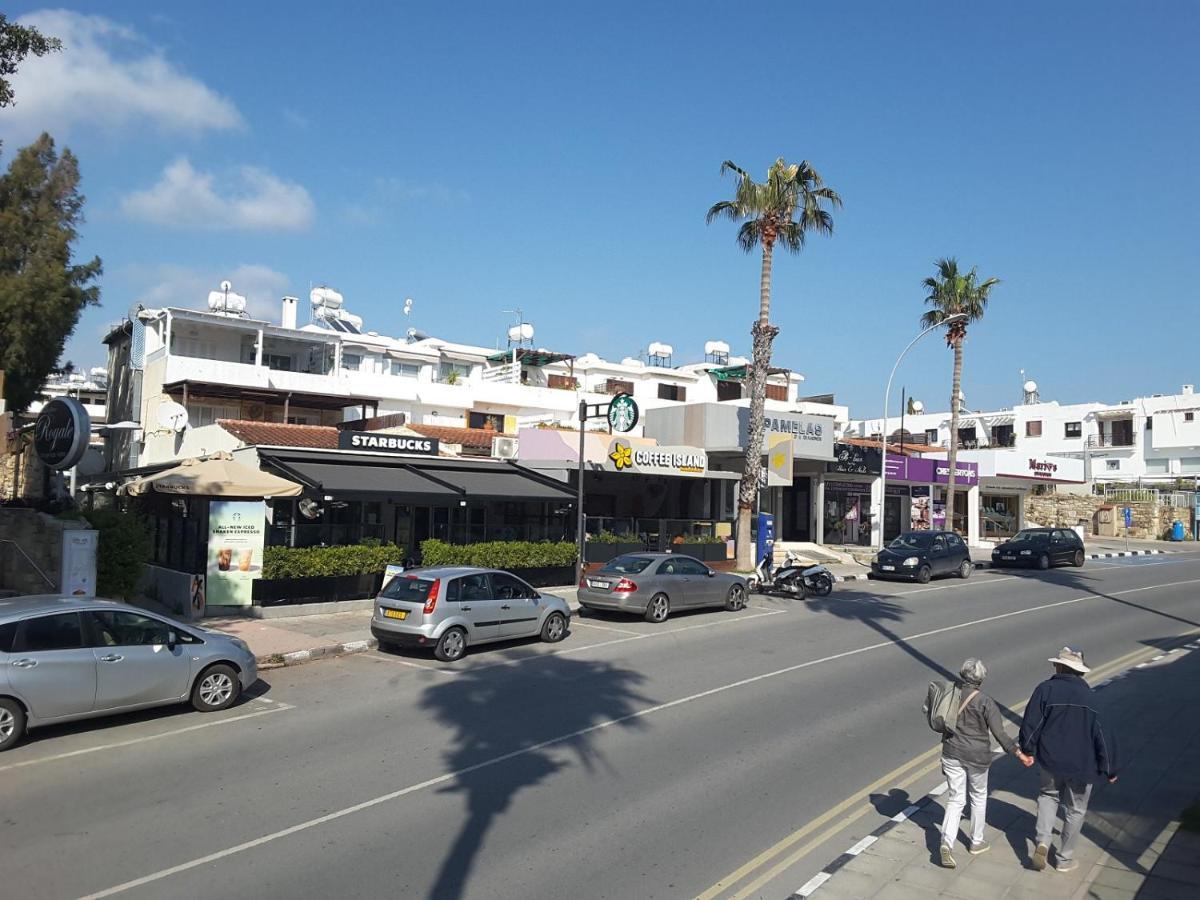 Blue Coast Semeli By The Sea Lejlighed Paphos Eksteriør billede